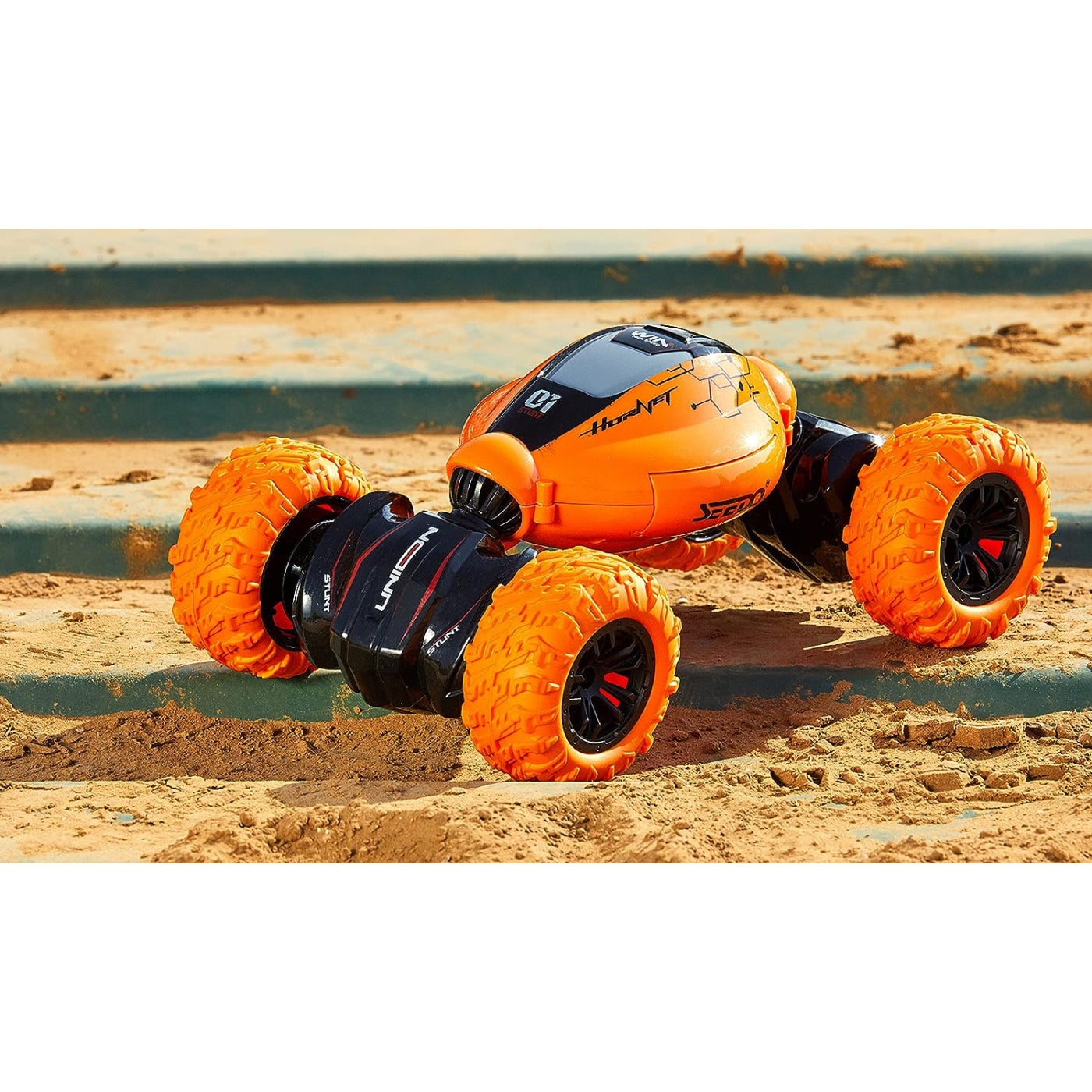 Twisting Crawler Remote Control Stunt Racing Car